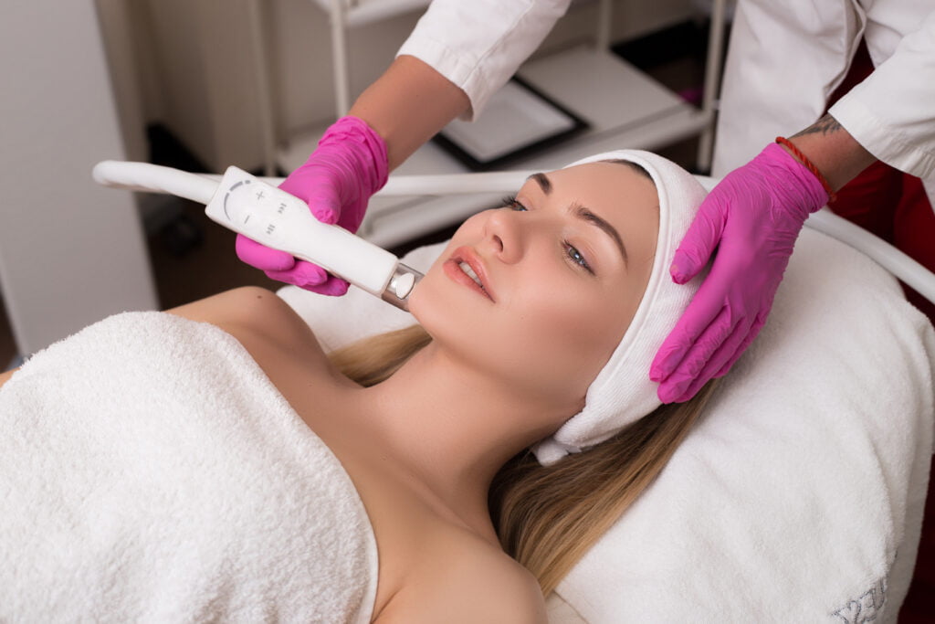 Microneedling Facial in Schaumburg, IL | Jennmarie Medspa